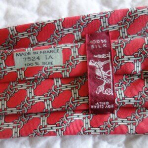 (a)	HERMES Made in France Red Chain Link Silk Tie - #7524